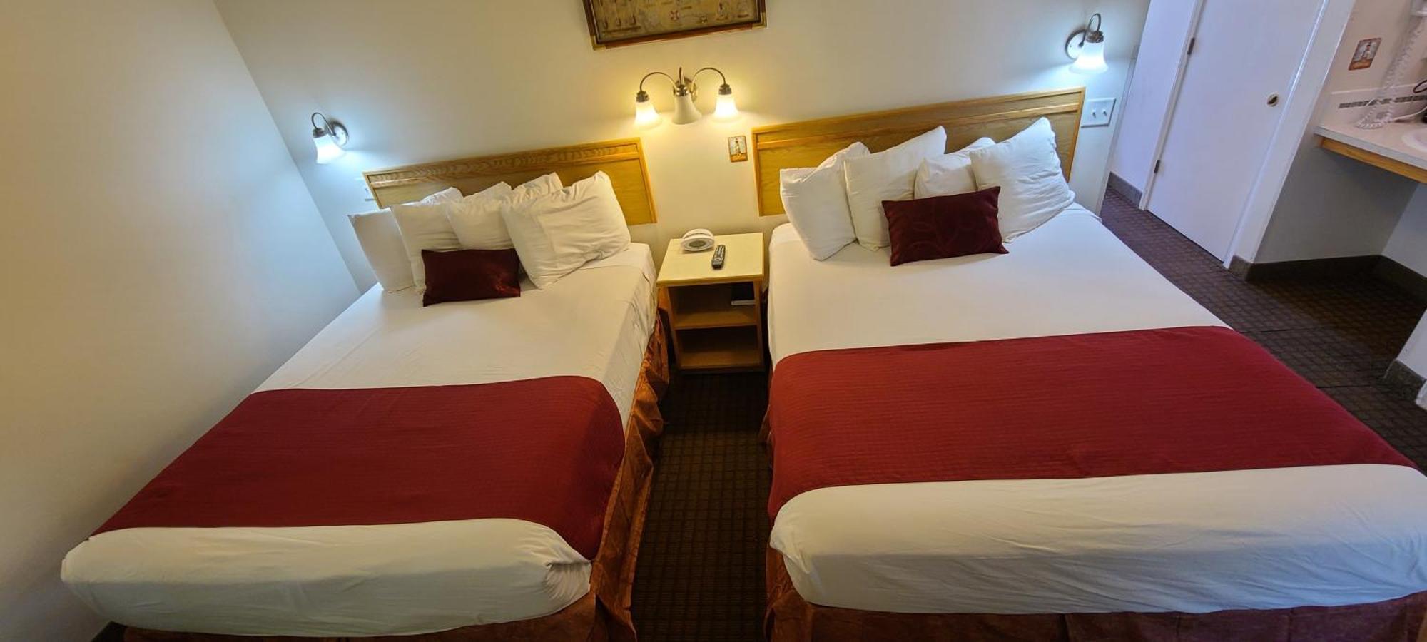 Ocean Breeze Motel ฟลอเรนซ์ ภายนอก รูปภาพ
